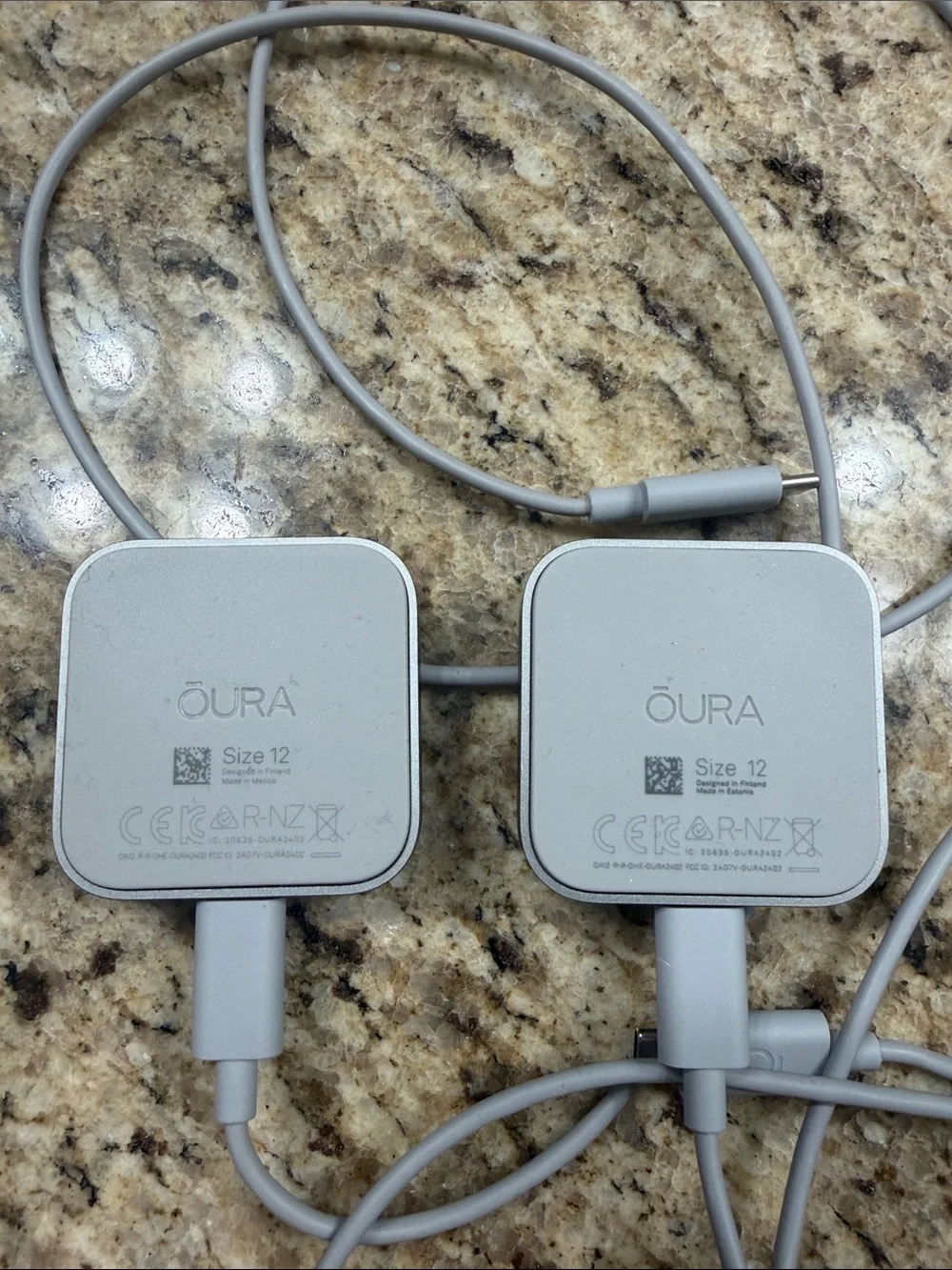 Oura Size 12 Version 4 Polished Silver (like new) - 2 chargers included